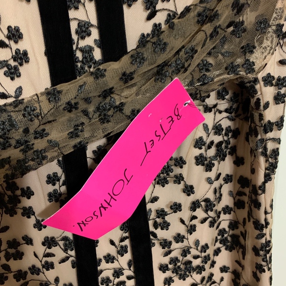 Betsy Johnson Embroidered Dress New w tags sz 8 - Picture 3 of 6